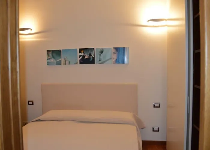 La Petite Maison Piave * Rome